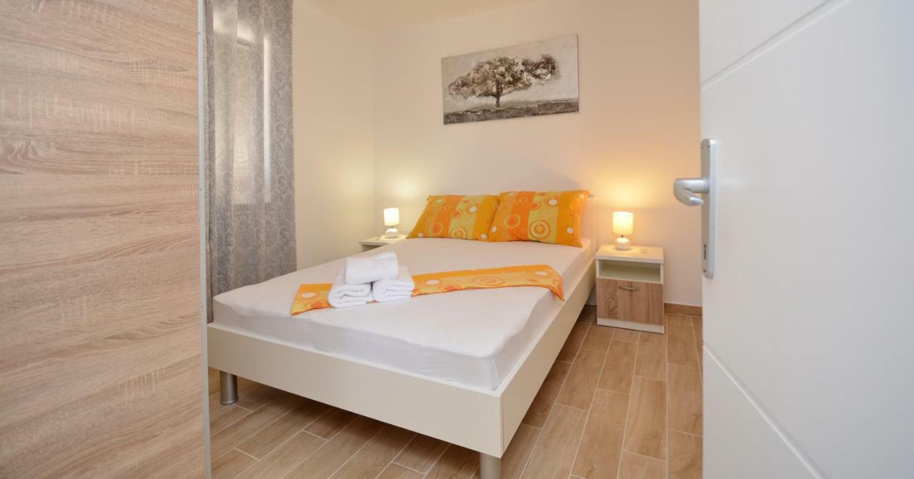 Apartmani Cesarec Basina 外观 照片